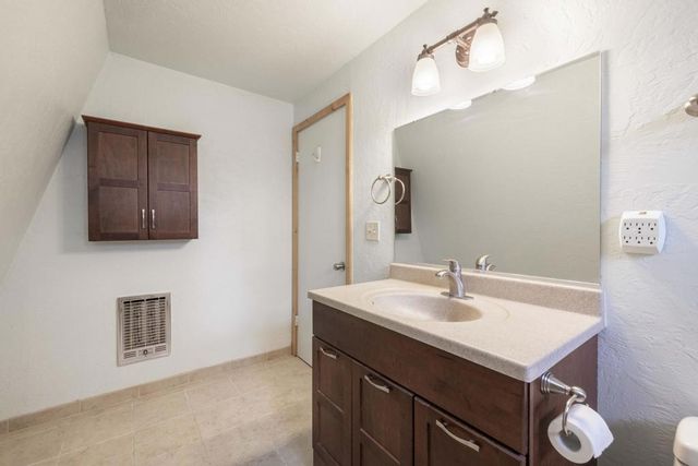 542 Cottage Lane, Big Bear, CA 92315