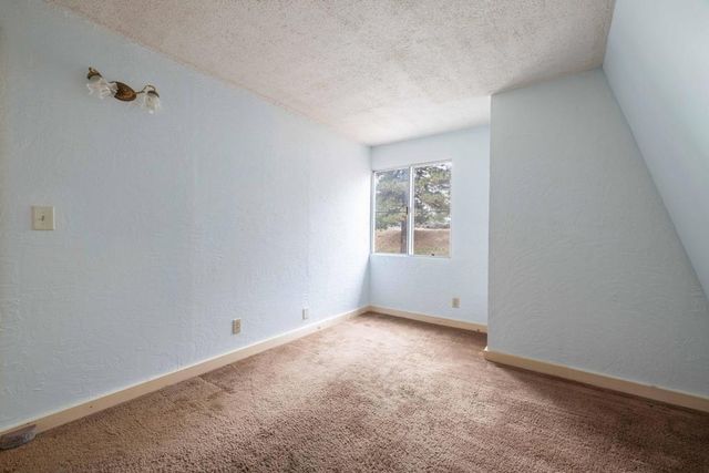 542 Cottage Lane, Big Bear, CA 92315