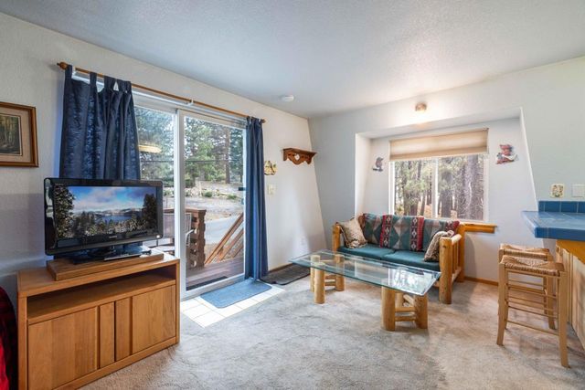 542 Cottage Lane, Big Bear, CA 92315