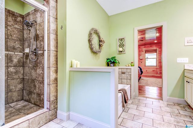 185 HILL CREST COURT, Wedowee, AL 36278