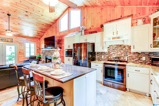 185 HILL CREST COURT, Wedowee, AL 36278