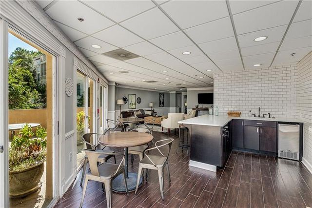 1 Biscayne Drive NW 705, Atlanta, GA 30309