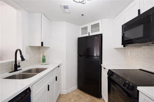 1 Biscayne Drive NW 705, Atlanta, GA 30309