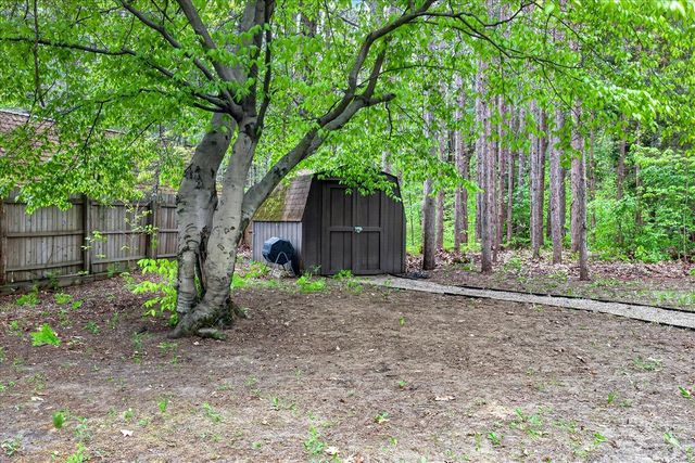 3109 River Bend Trail, Fennville, MI 49408
