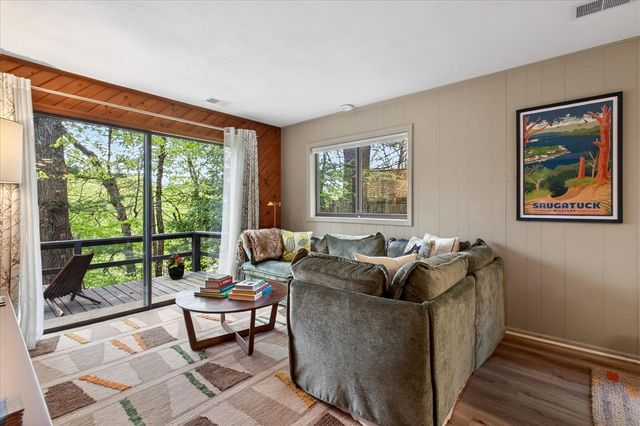 3109 River Bend Trail, Fennville, MI 49408