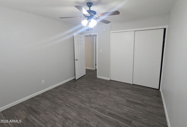 8127 E MITCHELL Drive, Scottsdale, AZ 85251