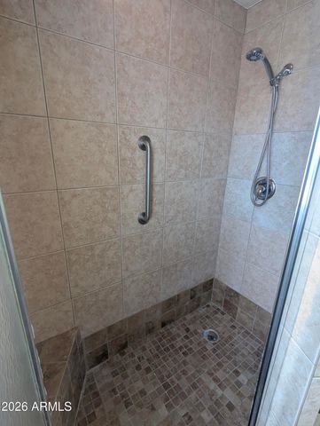 8127 E MITCHELL Drive, Scottsdale, AZ 85251
