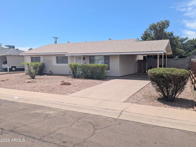 8127 E MITCHELL Drive, Scottsdale, AZ 85251