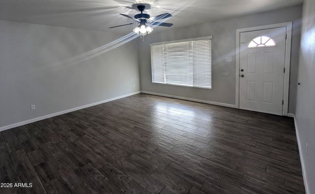 8127 E MITCHELL Drive, Scottsdale, AZ 85251