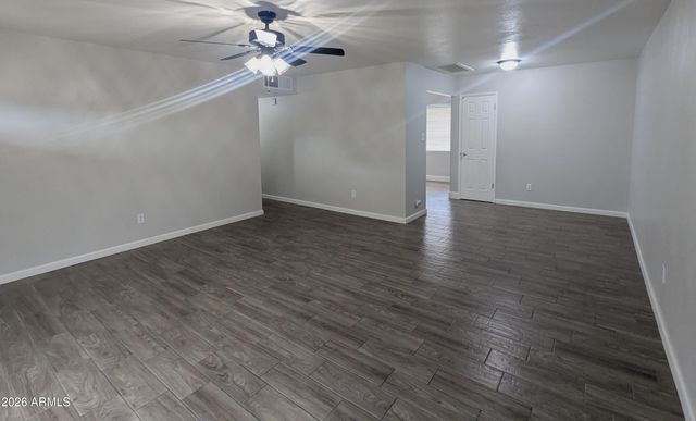 8127 E MITCHELL Drive, Scottsdale, AZ 85251