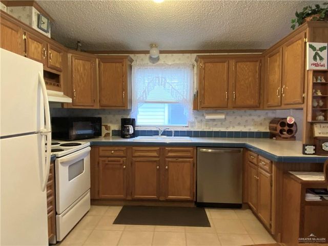 2408 E Bogey Drive, Mission, TX 78572