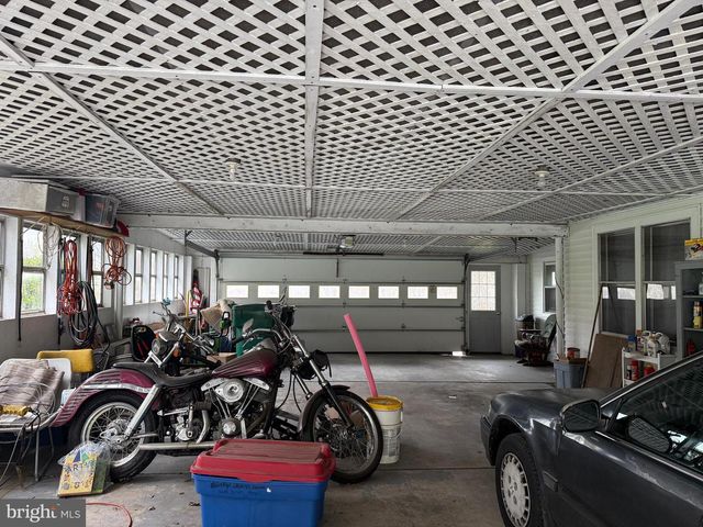 21 CREST LN, Palmyra, PA 17078