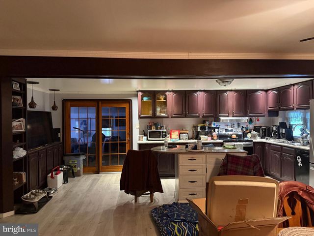21 CREST LN, Palmyra, PA 17078