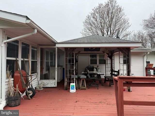 21 CREST LN, Palmyra, PA 17078