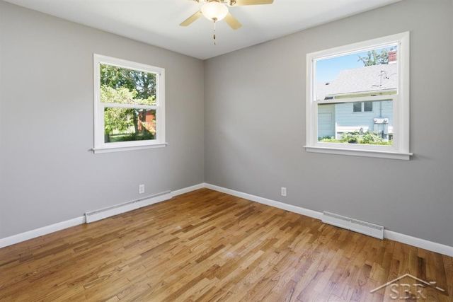 4665 N River Road, Freeland, MI 48623