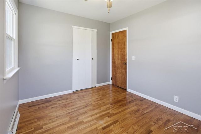 4665 N River Road, Freeland, MI 48623