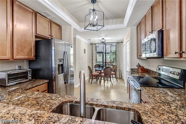 9521 Avellino WAY 2415, Naples, FL 34113