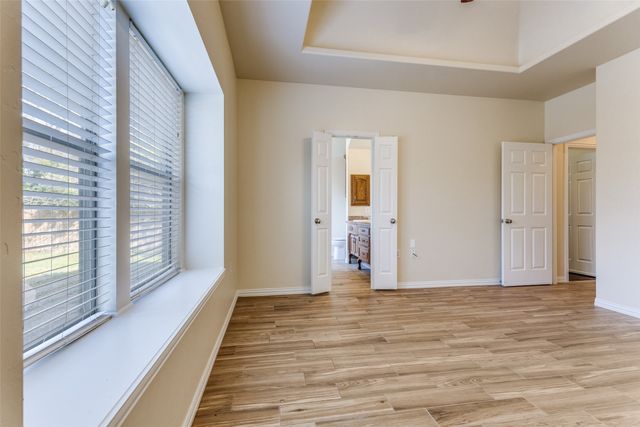 3301 Hiawatha Trail, Lake Worth, TX 76135