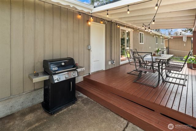 30811 7th Avenue SW, Federal Way, WA 98023