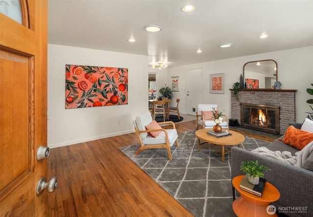 30811 7th Avenue SW, Federal Way, WA 98023