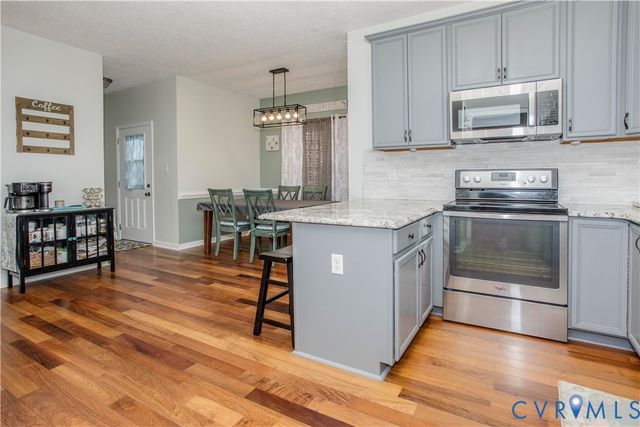 12112 Merit Grove Ct, Midlothian, VA 23112