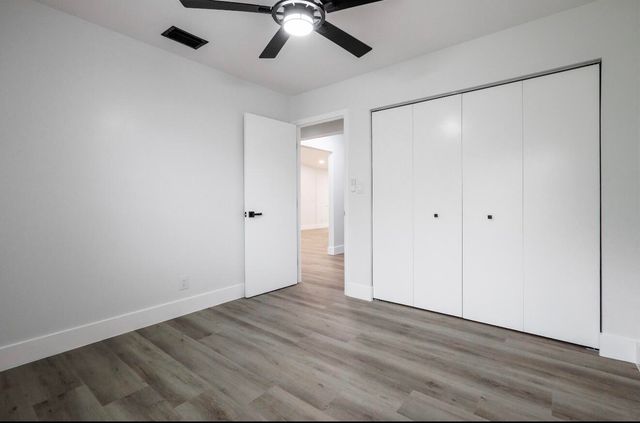 5586 N LAKEWOOD Circle A, Margate, FL 33063