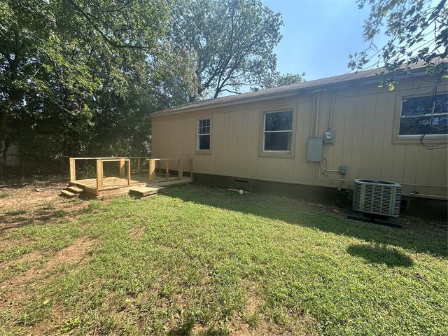 3805 SE 26th Street, Del City, OK 73115