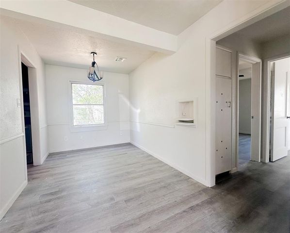 3805 SE 26th Street, Del City, OK 73115