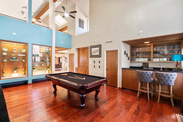 7805 Buena Tierra Court, Bakersfield, CA 93309