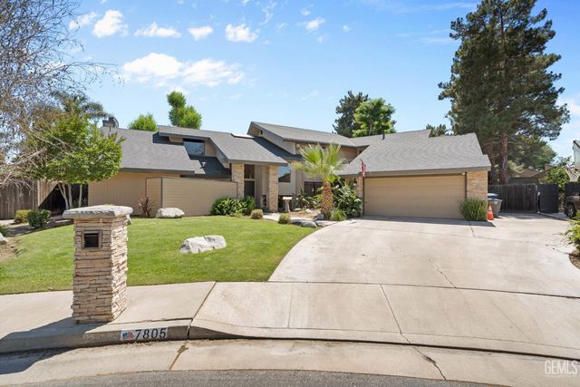 7805 Buena Tierra Court, Bakersfield, CA 93309