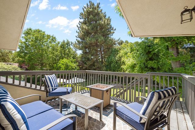 7805 Buena Tierra Court, Bakersfield, CA 93309