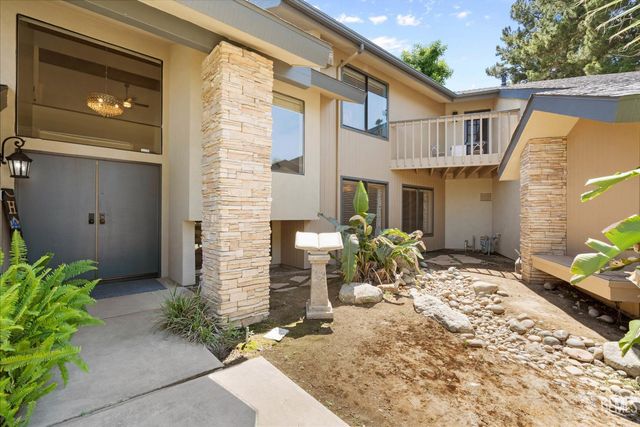 7805 Buena Tierra Court, Bakersfield, CA 93309