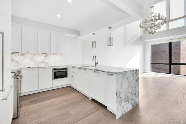 107-06 Queens Boulevard 9G, Forest Hills, NY 11375