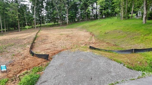 520 Joyce Ave, Lewisburg, TN 37091