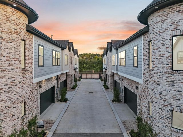 2598 W Tidwell Road, Houston, TX 77091