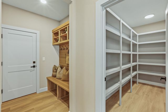 16933 E 15th Ln, Spokane Valley, WA 99037