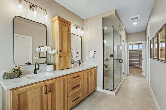 16933 E 15th Ln, Spokane Valley, WA 99037