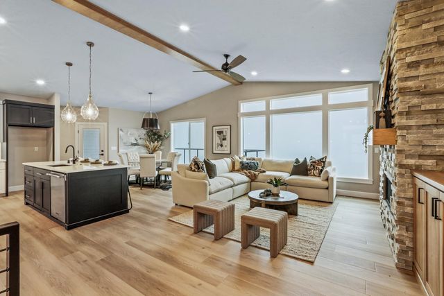 16933 E 15th Ln, Spokane Valley, WA 99037