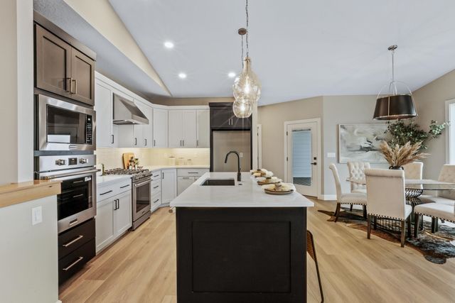 16933 E 15th Ln, Spokane Valley, WA 99037