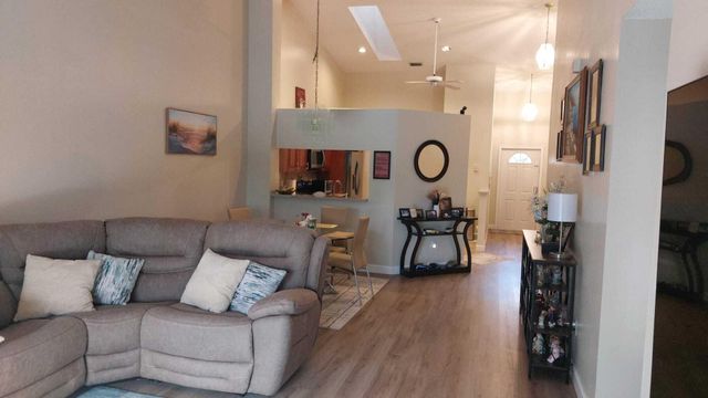 9914 Malvern Drive 9914, Tamarac, FL 33321