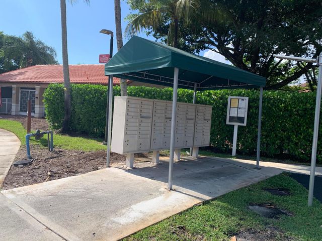 9914 Malvern Drive 9914, Tamarac, FL 33321