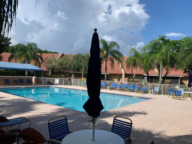 9914 Malvern Drive 9914, Tamarac, FL 33321