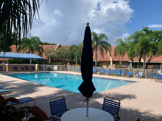 9914 Malvern Drive 9914, Tamarac, FL 33321