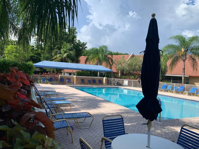 9914 Malvern Drive 9914, Tamarac, FL 33321