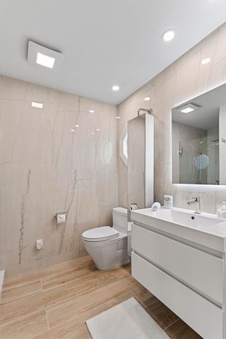 10252 Shireoaks Lane, Boca Raton, FL 33498