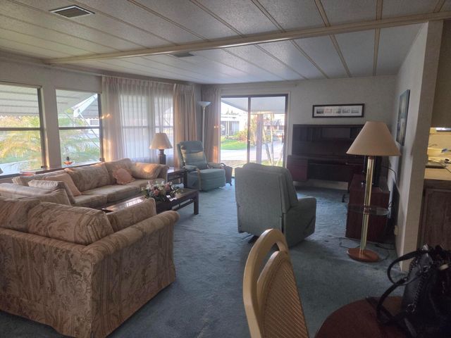 7107 SE Seahawk Street, Hobe Sound, FL 33455