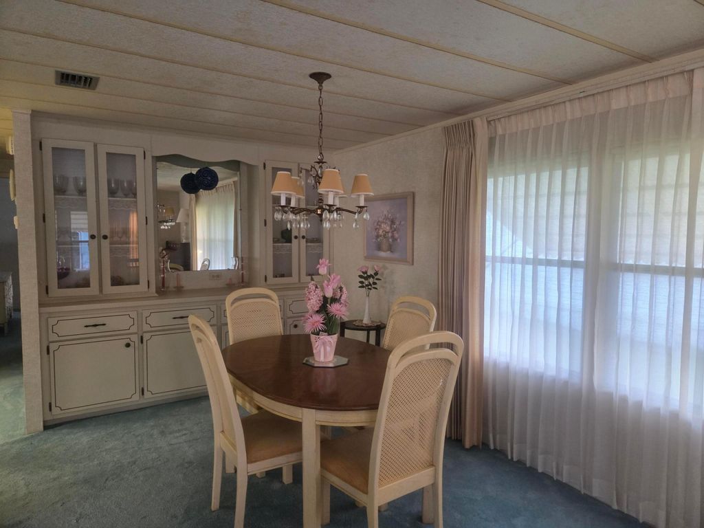 7107 SE Seahawk Street, Hobe Sound, FL 33455