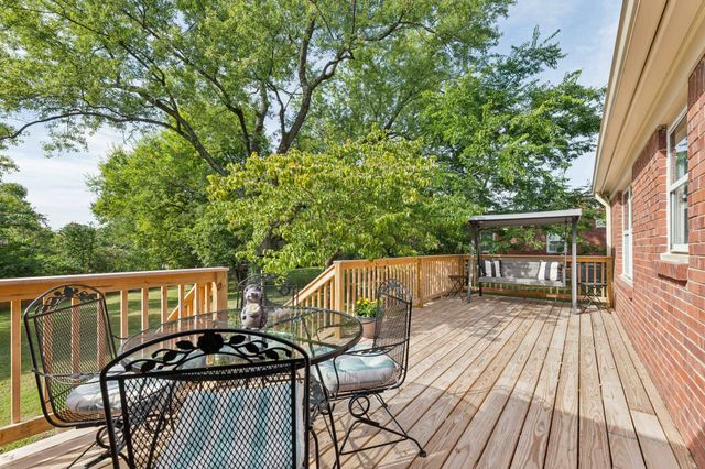 2559 Lakeland Dr, Nashville, TN 37214