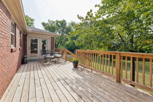2559 Lakeland Dr, Nashville, TN 37214