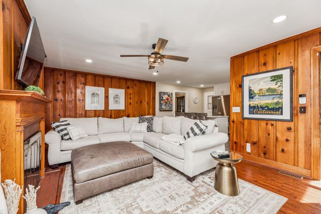 2559 Lakeland Dr, Nashville, TN 37214